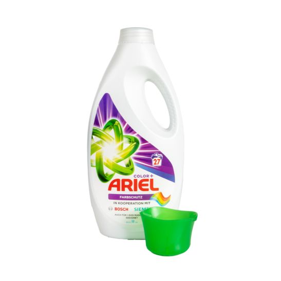 Ariel Flüssigwaschmittel 4 Flaschen à 1.1 Liter